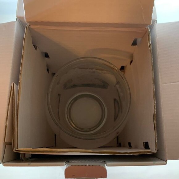 Vintage Luminarc 1998 Avon Happy Holidays Glass Vase 8.5" Winter Scene France - Picture 12 of 15